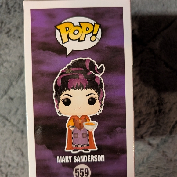 Funko Pop! Mary Sanderson Vinyl Figure - Picture 4 of 6